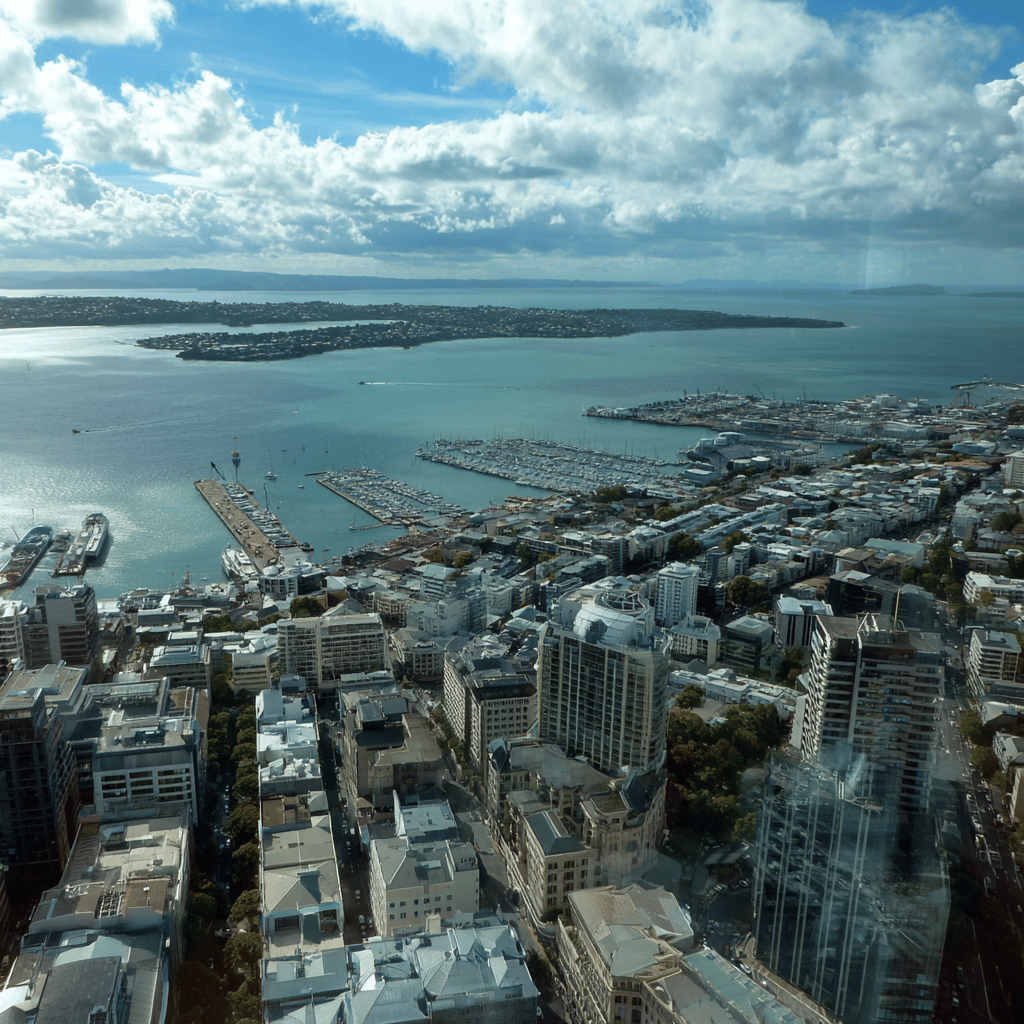 Auckland harbor and cultural attractions